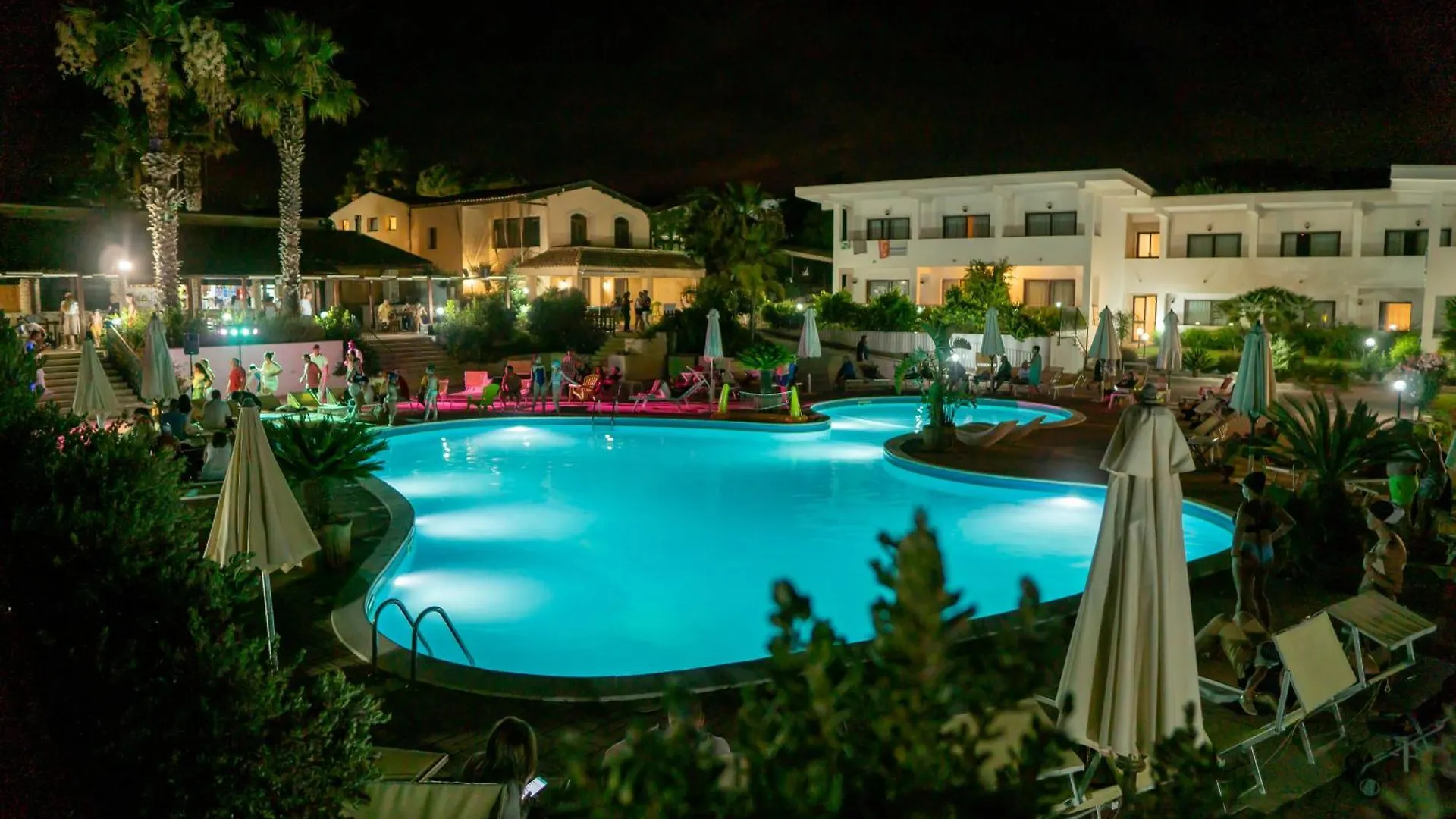 Zeta Resort Donnalucata Scicli 4*,  Italia